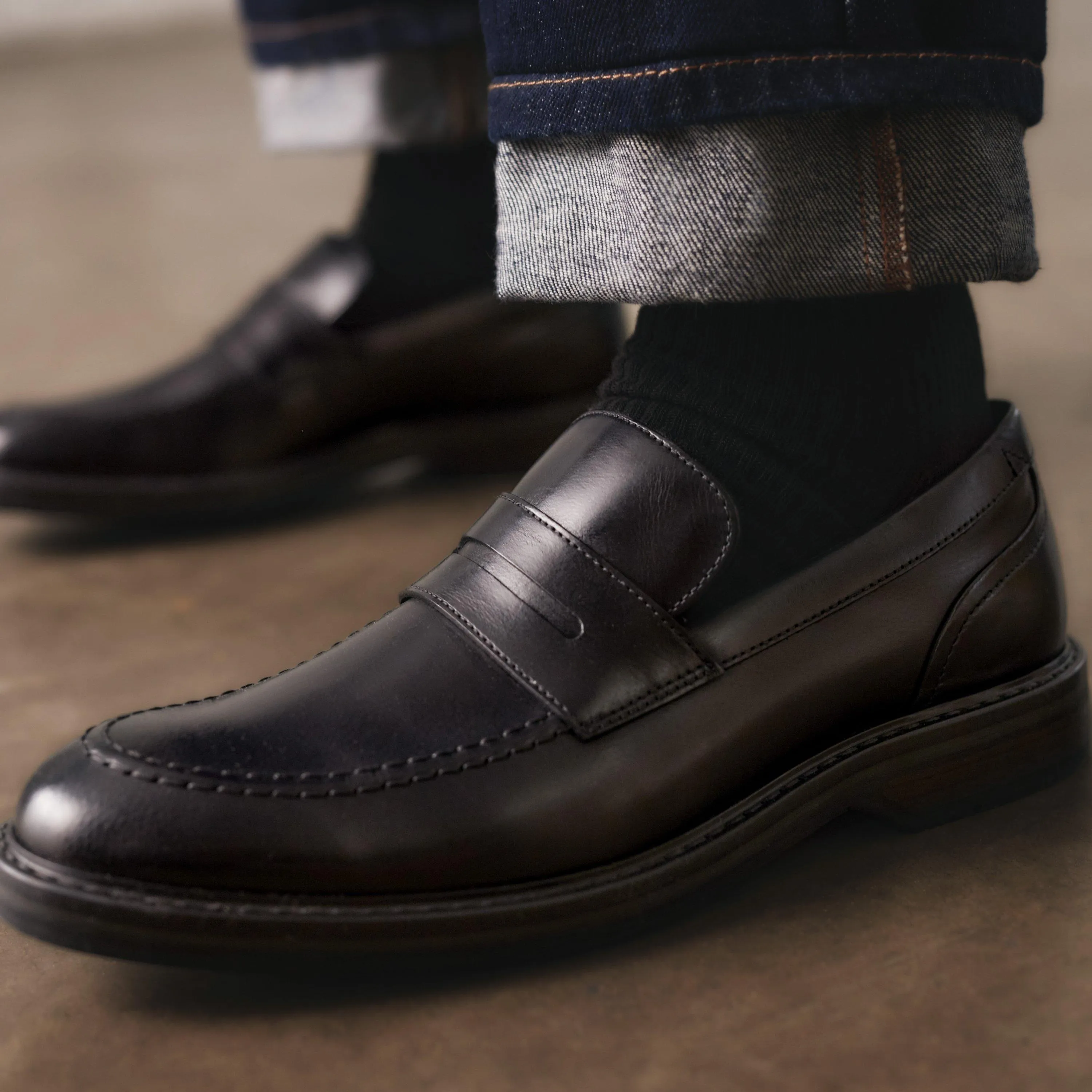 Aldwin Step Loafer Black Leather