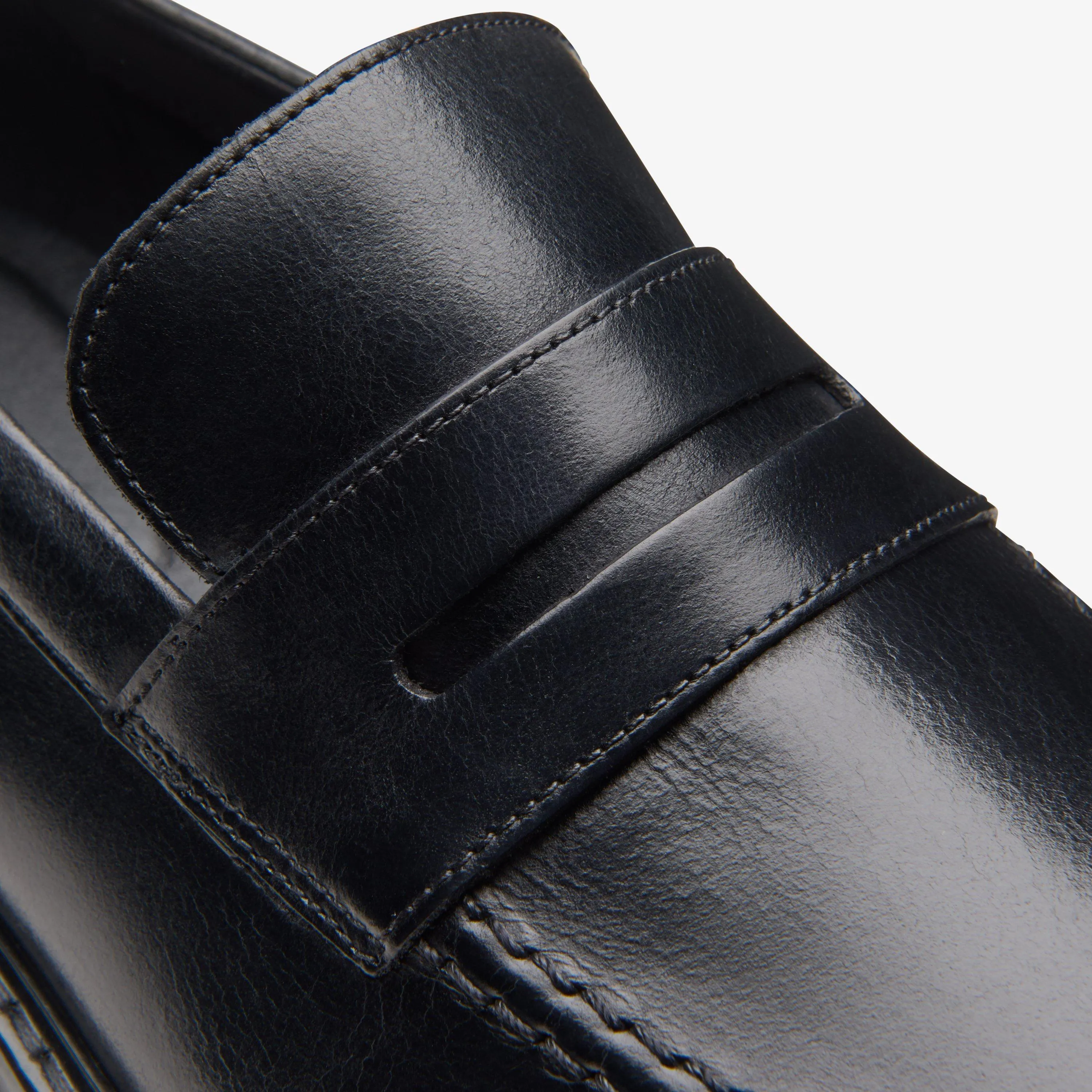 Aldwin Step Loafer Black Leather