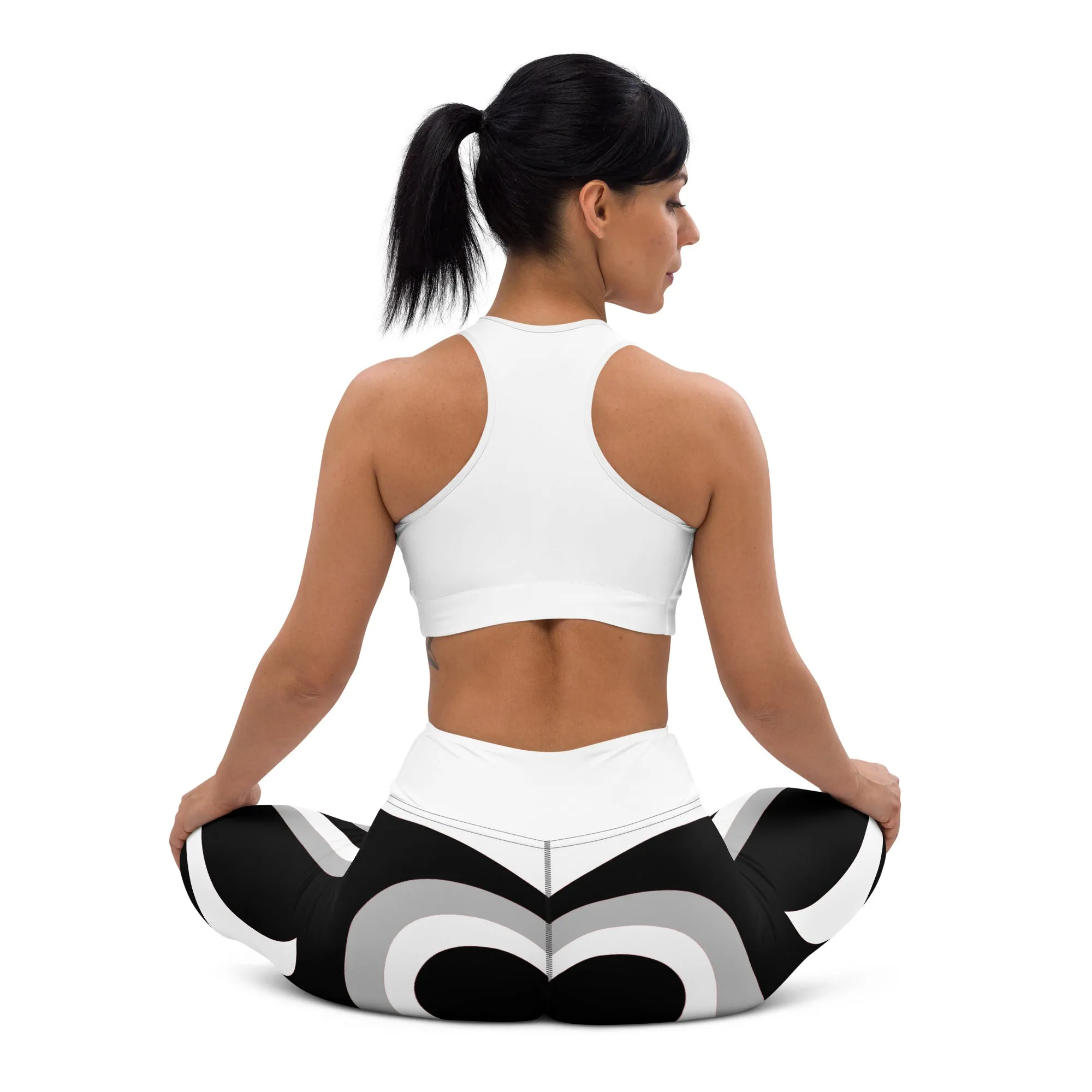 Black & White Heart Shaped Tunnel Yoga Leggings