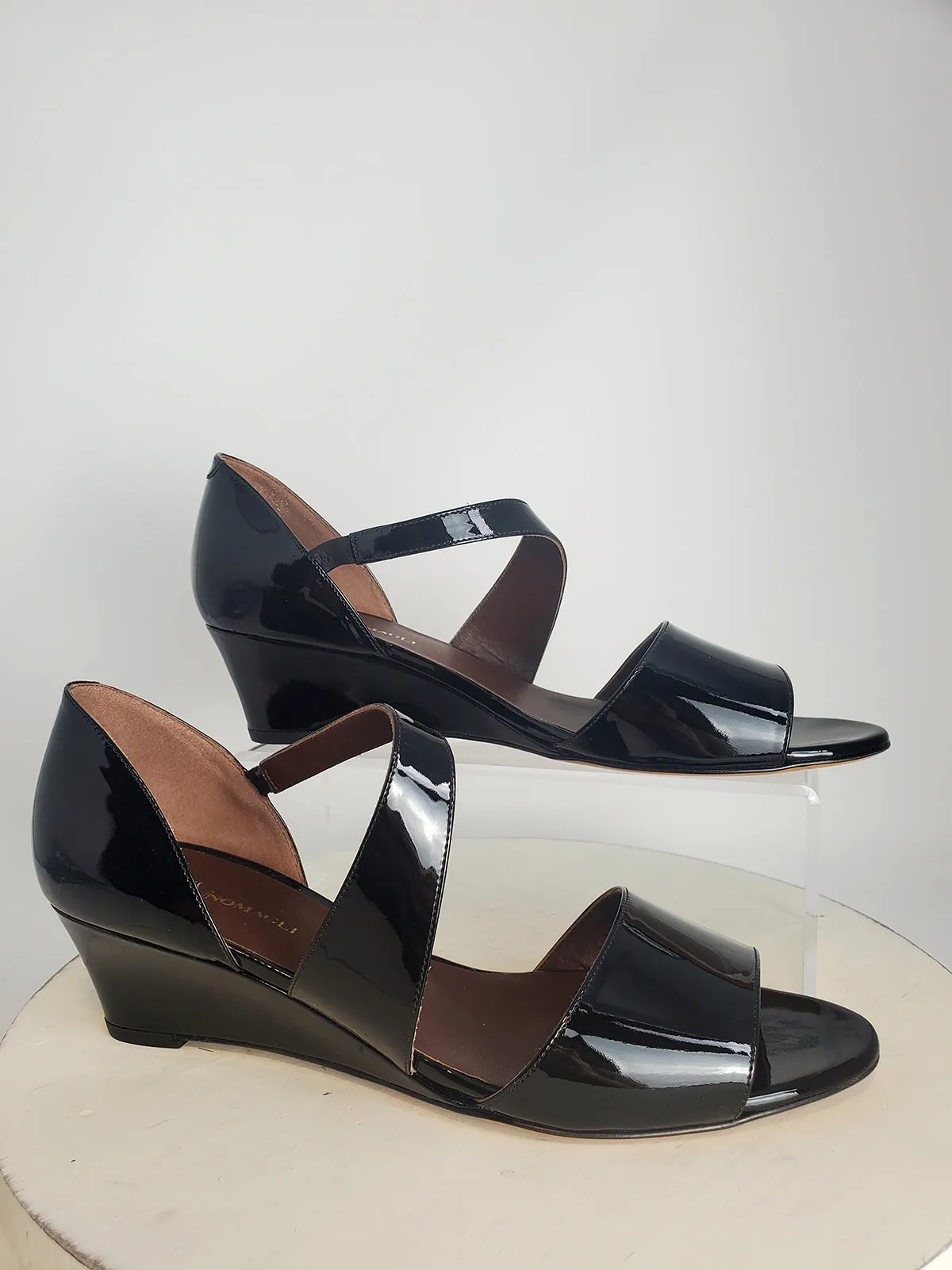 Bruno Magli Size 9 (40) Black Patent Leather Sandals NWOB