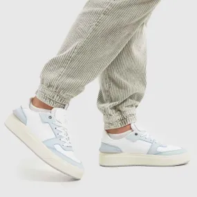 CRUYFF endorsed tennis trainers in white & blue