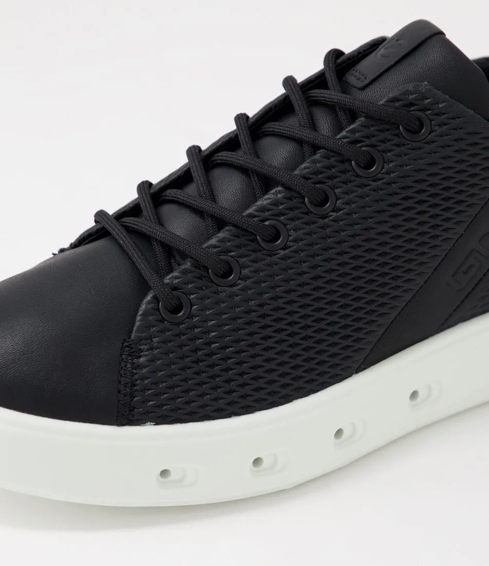 ECCO Street 720 W Black Leather Sneakers