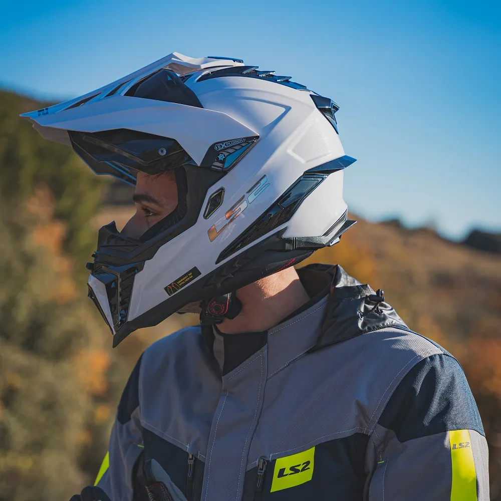 LS2 MX701 Explorer Plain Helmet - White