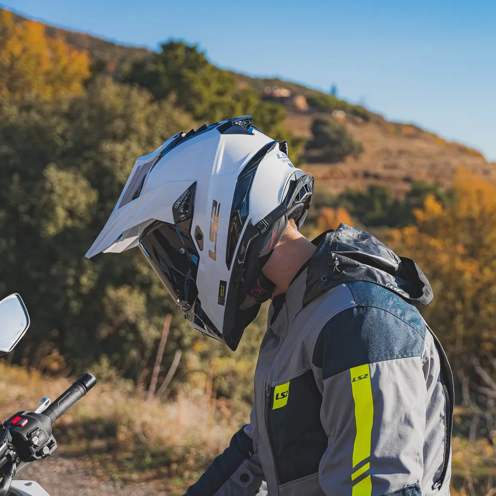 LS2 MX701 Explorer Plain Helmet - White