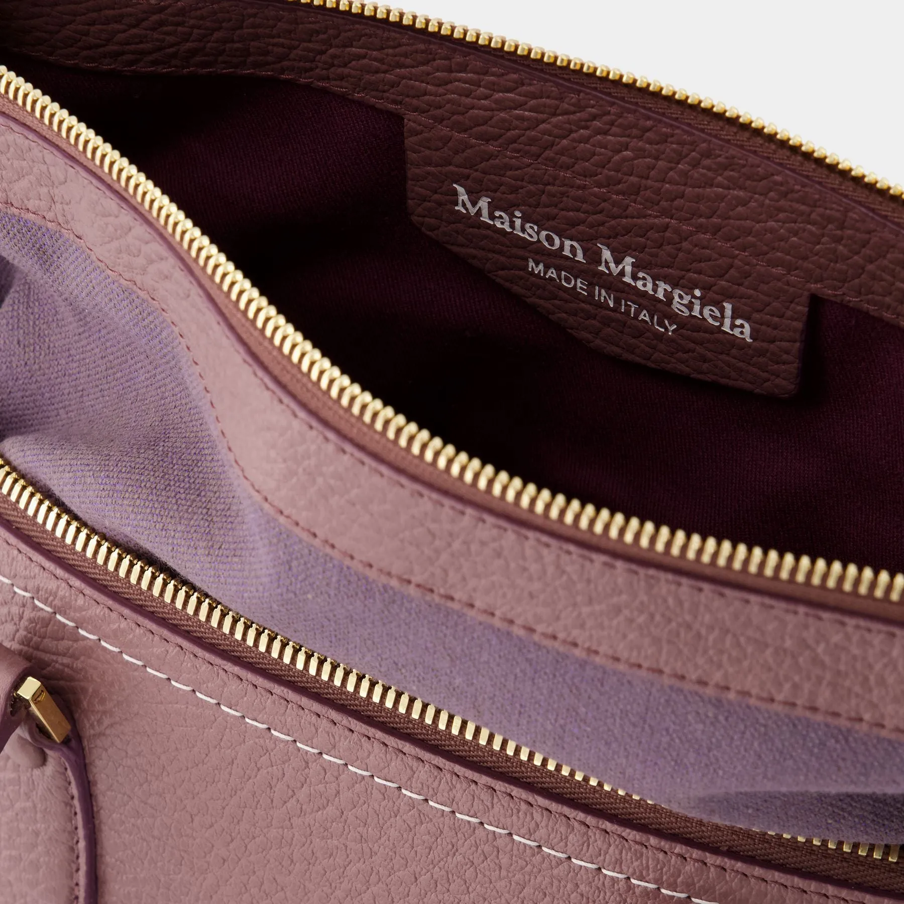 Maison Margiela  5Ac Classic Medium Bag in Pink Leather