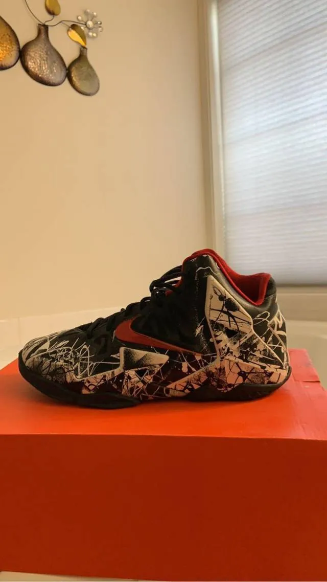 Nike Lebron 11 - Graffiti