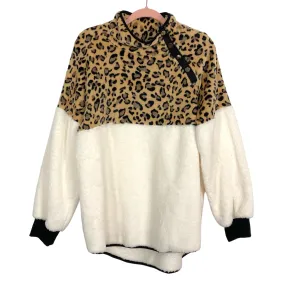 No Brand Cream Animal Print Side Snap Pullover- Size L