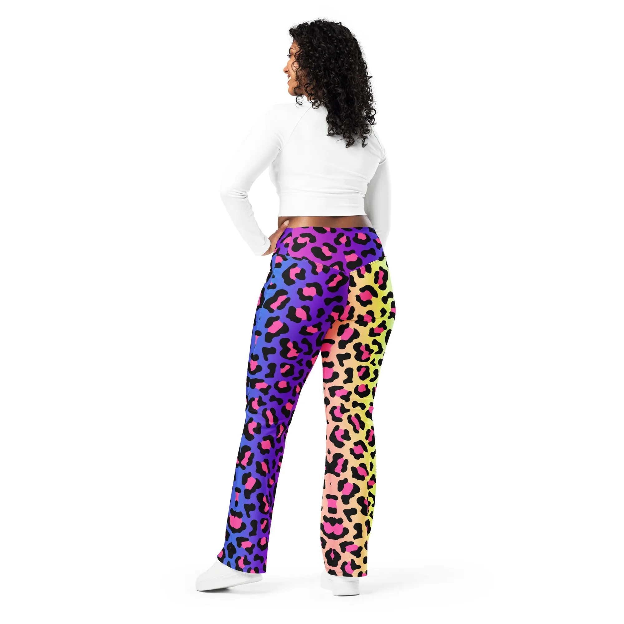 Vibrant Leopard Print Flare Leggings